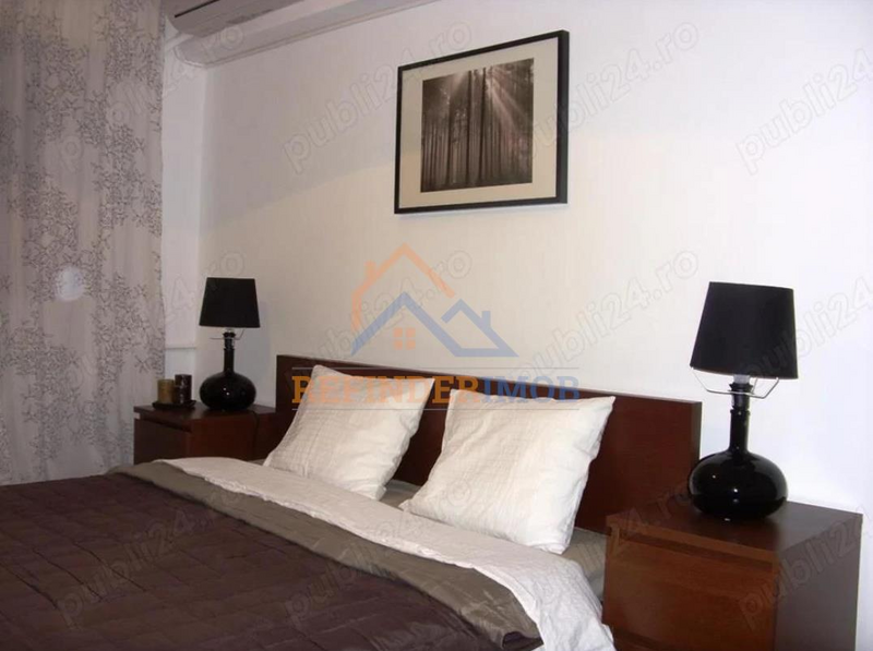 Universitate, apartament 3 camere in bloc fara risc seismic