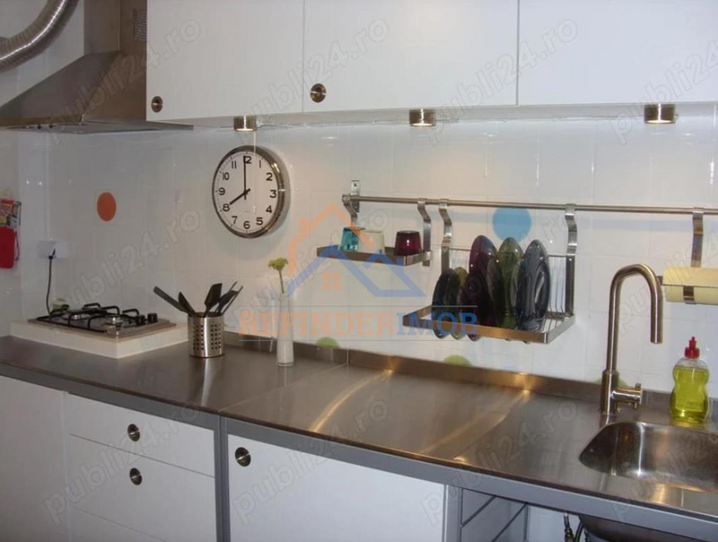 Universitate, apartament 3 camere in bloc fara risc seismic